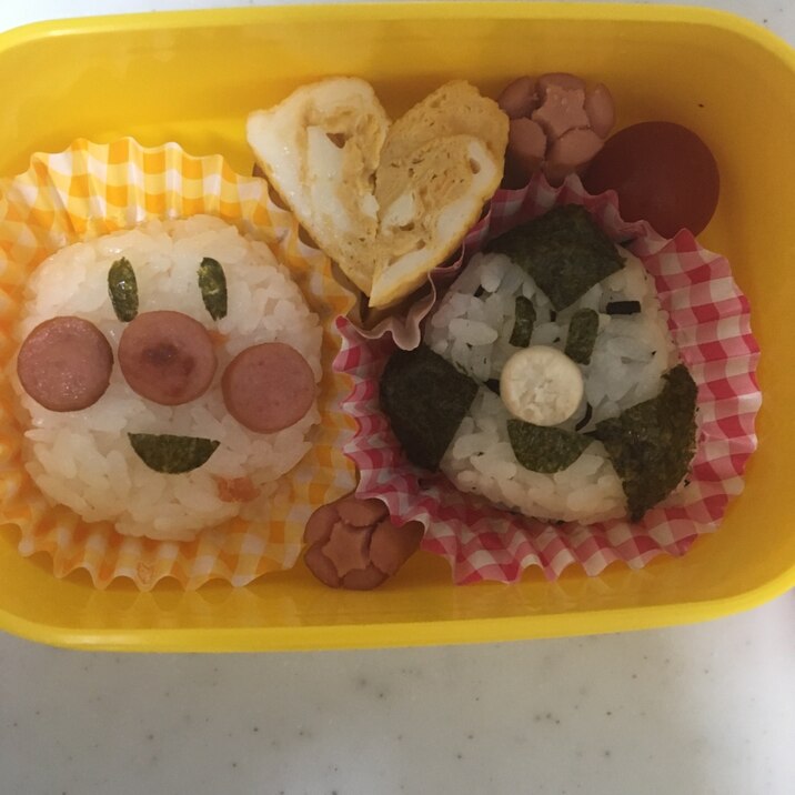 鮭アンパンマンとひじきおむすびマンのお弁当☆